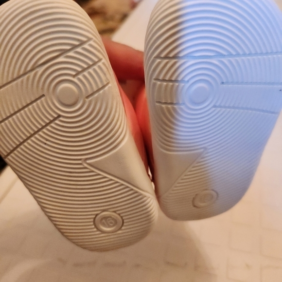 Nwot baby boots - Picture 5 of 7